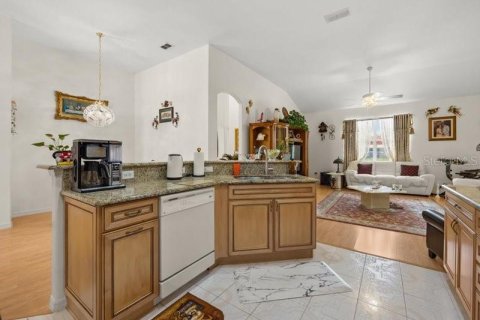 House in Ocoee, Florida 5 bedrooms, 342.53 sq.m. № 1680445 - photo 9