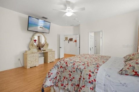 House in Ocoee, Florida 5 bedrooms, 342.53 sq.m. № 1680445 - photo 18