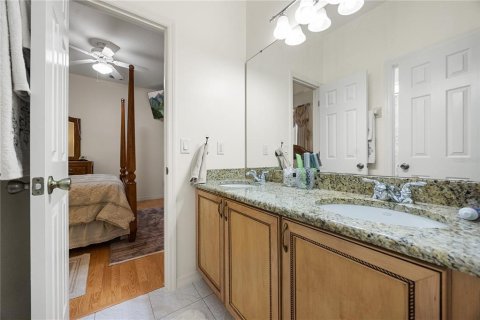 House in Ocoee, Florida 5 bedrooms, 342.53 sq.m. № 1680445 - photo 27