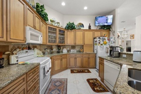House in Ocoee, Florida 5 bedrooms, 342.53 sq.m. № 1680445 - photo 8