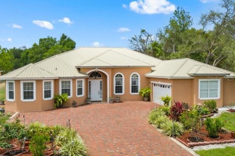 House in Ocoee, Florida 5 bedrooms, 342.53 sq.m. № 1680445 - photo 1