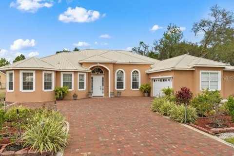 House in Ocoee, Florida 5 bedrooms, 342.53 sq.m. № 1680445 - photo 2