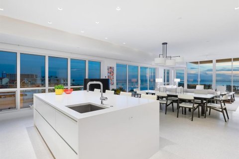 Copropriété à vendre à Sarasota, Floride: 4 chambres, 327.48 m2 № 1545022 - photo 9