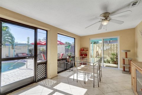 Купить виллу или дом в Холливуд, Флорида 3 спальни, 127.93м2, № 1975554 - фото 16