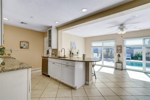 Купить виллу или дом в Холливуд, Флорида 3 спальни, 127.93м2, № 1975554 - фото 4