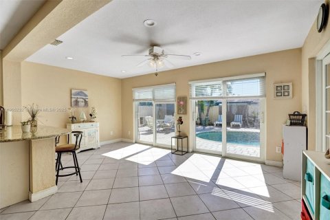 Купить виллу или дом в Холливуд, Флорида 3 спальни, 127.93м2, № 1975554 - фото 11