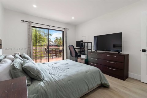 Adosado en alquiler en Miami, Florida, 3 dormitorios, 111.48 m2 № 2057737 - foto 10