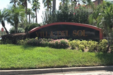 Condo in Kissimmee, Florida, 2 bedrooms  № 2238898 - photo 16