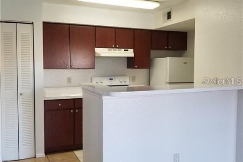 Condo in Kissimmee, Florida, 2 bedrooms  № 2238898 - photo 5
