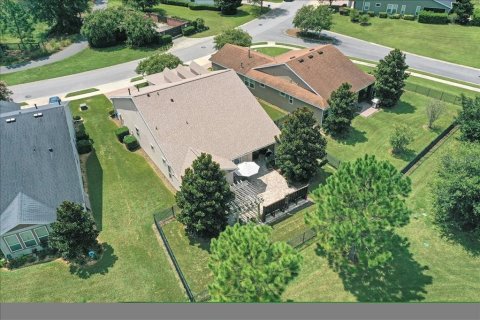 House in OCALA PRESERVE in Ocala, Florida 3 bedrooms, 179.95 sq.m. № 1876049 - photo 3