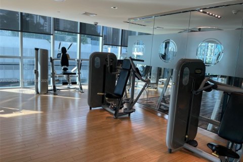 Condo in Miami, Florida, 1 bedroom  № 1956938 - photo 23