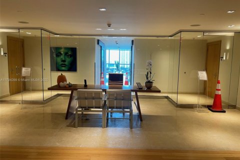 Condo in Miami, Florida, 1 bedroom  № 1956938 - photo 26