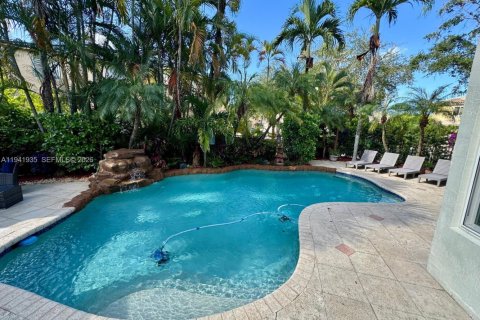 House in Miramar, Florida 5 bedrooms, 344.3 sq.m. № 1999078 - photo 9