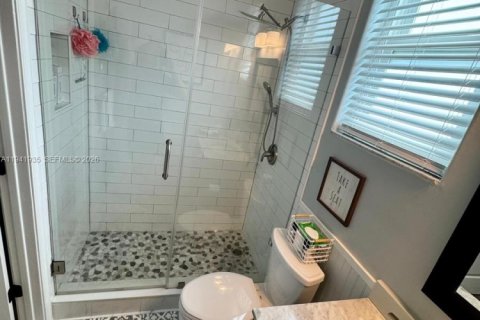 House in Miramar, Florida 5 bedrooms, 344.3 sq.m. № 1999078 - photo 27