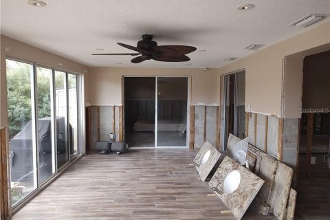 Condo in Crystal River, Florida, 2 bedrooms  № 1545950 - photo 15