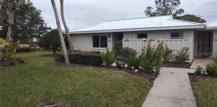 Condo in Crystal River, Florida, 2 bedrooms № 1545950