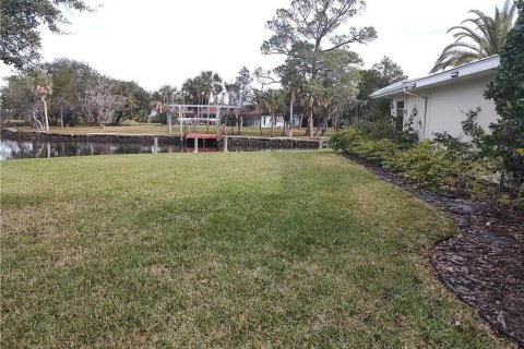 Condo in Crystal River, Florida, 2 bedrooms  № 1545950 - photo 20