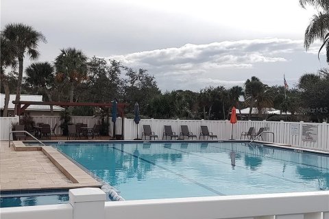 Condo in Crystal River, Florida, 2 bedrooms  № 1545950 - photo 23