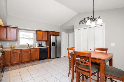 Casa en venta en Lakeland, Florida, 4 dormitorios, 234.39 m2 № 2091571 - foto 18