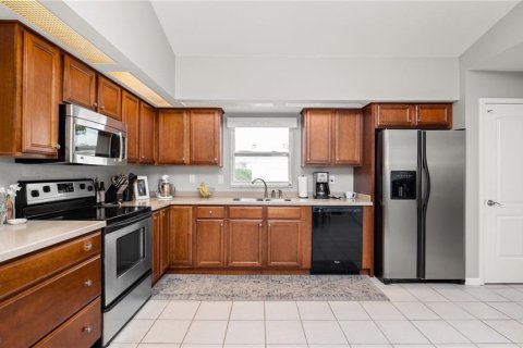 Casa en venta en Lakeland, Florida, 4 dormitorios, 234.39 m2 № 2091571 - foto 20
