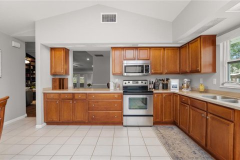 Casa en venta en Lakeland, Florida, 4 dormitorios, 234.39 m2 № 2091571 - foto 19