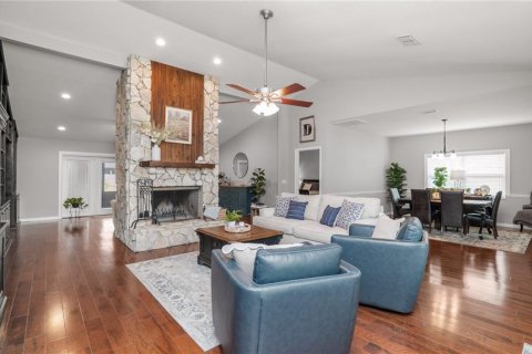 Casa en venta en Lakeland, Florida, 4 dormitorios, 234.39 m2 № 2091571 - foto 5