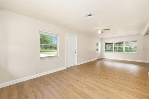 House in Hernando, Florida 3 bedrooms, 143.07 sq.m. № 1911927 - photo 8