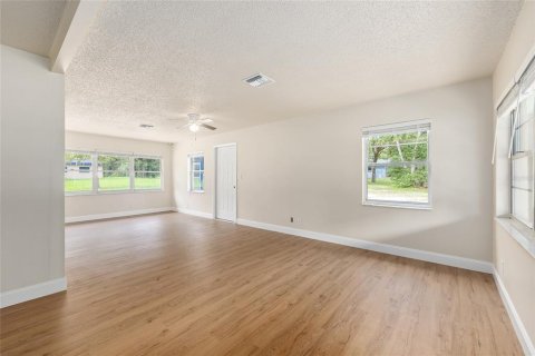 House in Hernando, Florida 3 bedrooms, 143.07 sq.m. № 1911927 - photo 13