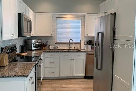 House in Safety Harbor, Florida 2 bedrooms, 113.62 sq.m. № 1421098 - photo 15