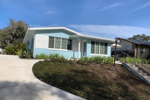 Villa ou maison à louer à Safety Harbor, Floride: 2 chambres, 113.62 m2 № 1421098 - photo 1