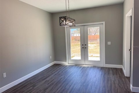 House in Melrose, Florida 3 bedrooms, 139.35 sq.m. № 1634104 - photo 9
