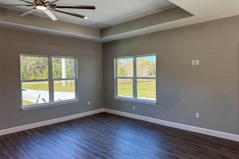 House in Melrose, Florida 3 bedrooms, 139.35 sq.m. № 1634104 - photo 8
