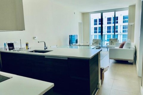 Снять в аренду кондоминиум в Майами, Флорида 2 спальни, 111.02м2, № 2057700 - фото 6