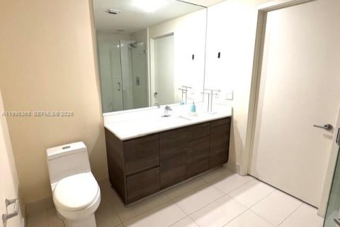 Снять в аренду кондоминиум в Майами, Флорида 2 спальни, 111.02м2, № 2057700 - фото 10
