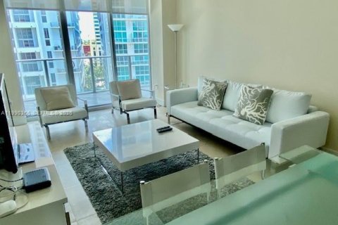 Снять в аренду кондоминиум в Майами, Флорида 2 спальни, 111.02м2, № 2057700 - фото 3