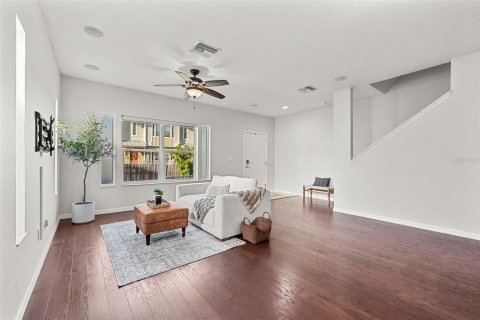 Townhouse in Clearwater, Florida 3 bedrooms, 130.25 sq.m. № 2427100 - photo 12