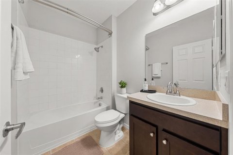 Townhouse in Clearwater, Florida 3 bedrooms, 130.25 sq.m. № 2427100 - photo 14