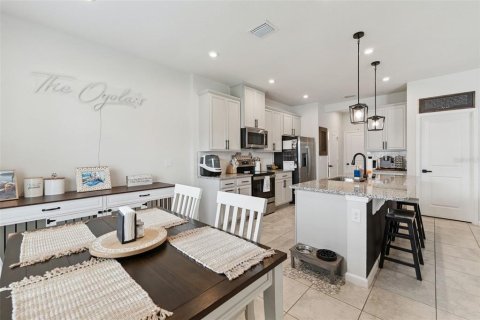 House in DeLand, Florida 4 bedrooms, 190.08 sq.m. № 2144529 - photo 21
