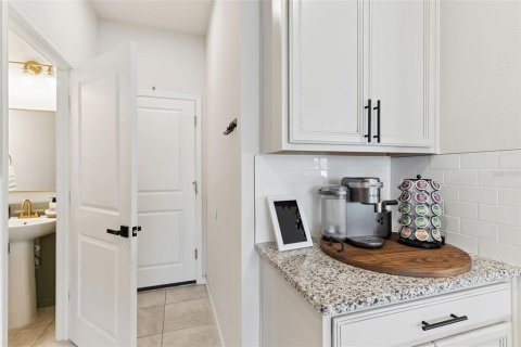 House in DeLand, Florida 4 bedrooms, 190.08 sq.m. № 2144529 - photo 14
