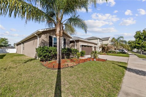 Villa ou maison à vendre à Wesley Chapel, Floride: 3 chambres, 236.81 m2 № 2217933 - photo 3