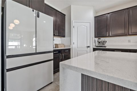 Villa ou maison à vendre à Wesley Chapel, Floride: 3 chambres, 236.81 m2 № 2217933 - photo 8