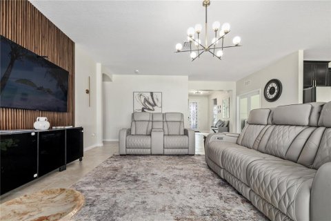 Villa ou maison à vendre à Wesley Chapel, Floride: 3 chambres, 236.81 m2 № 2217933 - photo 14