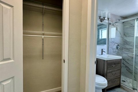 Apartamento en alquiler en Miami Beach, Florida, 1 dormitorio, 1456.34 m2 № 2085852 - foto 26