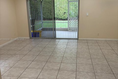 Villa ou maison à louer à Boynton Beach, Floride: 3 chambres, 141.4 m2 № 1999545 - photo 8