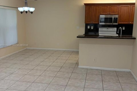 Villa ou maison à louer à Boynton Beach, Floride: 3 chambres, 141.4 m2 № 1999545 - photo 9