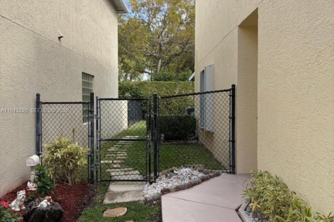 Villa ou maison à louer à Boynton Beach, Floride: 3 chambres, 141.4 m2 № 1999545 - photo 3