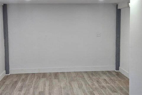 Casa en venta en Panama City, Florida, 6 dormitorios, 167.22 m2 № 1908548 - foto 21