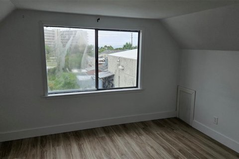 Casa en venta en Panama City, Florida, 6 dormitorios, 167.22 m2 № 1908548 - foto 16