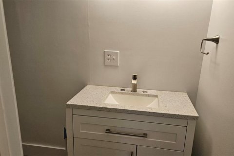 Casa en venta en Panama City, Florida, 6 dormitorios, 167.22 m2 № 1908548 - foto 28