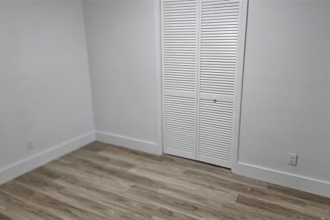 Casa en venta en Panama City, Florida, 6 dormitorios, 167.22 m2 № 1908548 - foto 25